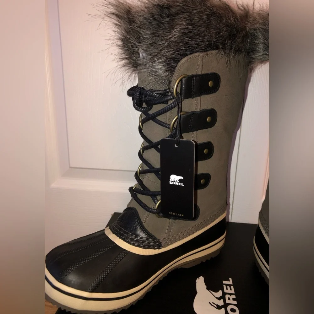 WOMEN'S JOAN OF ARCTIC™ BOOT - Picture 3 of 9
